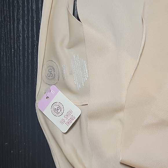 💥💥💥 4 items for $12 💥💥💥 2 NO-SHOW beige thongs by SO - Picture 3 of 3
